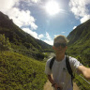 Meet your Posher, Cameron